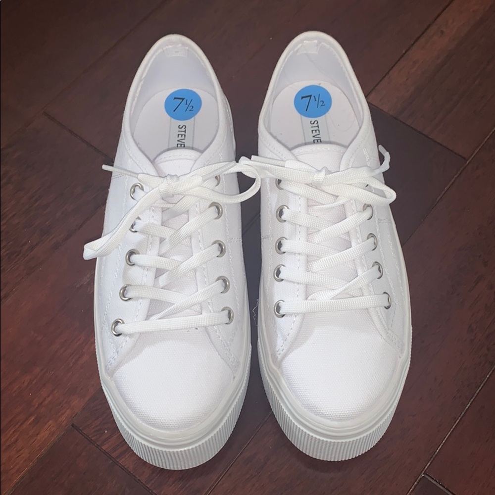 Steve Madden Platform Sneaker